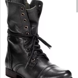 Steve Madden Troopa Boots